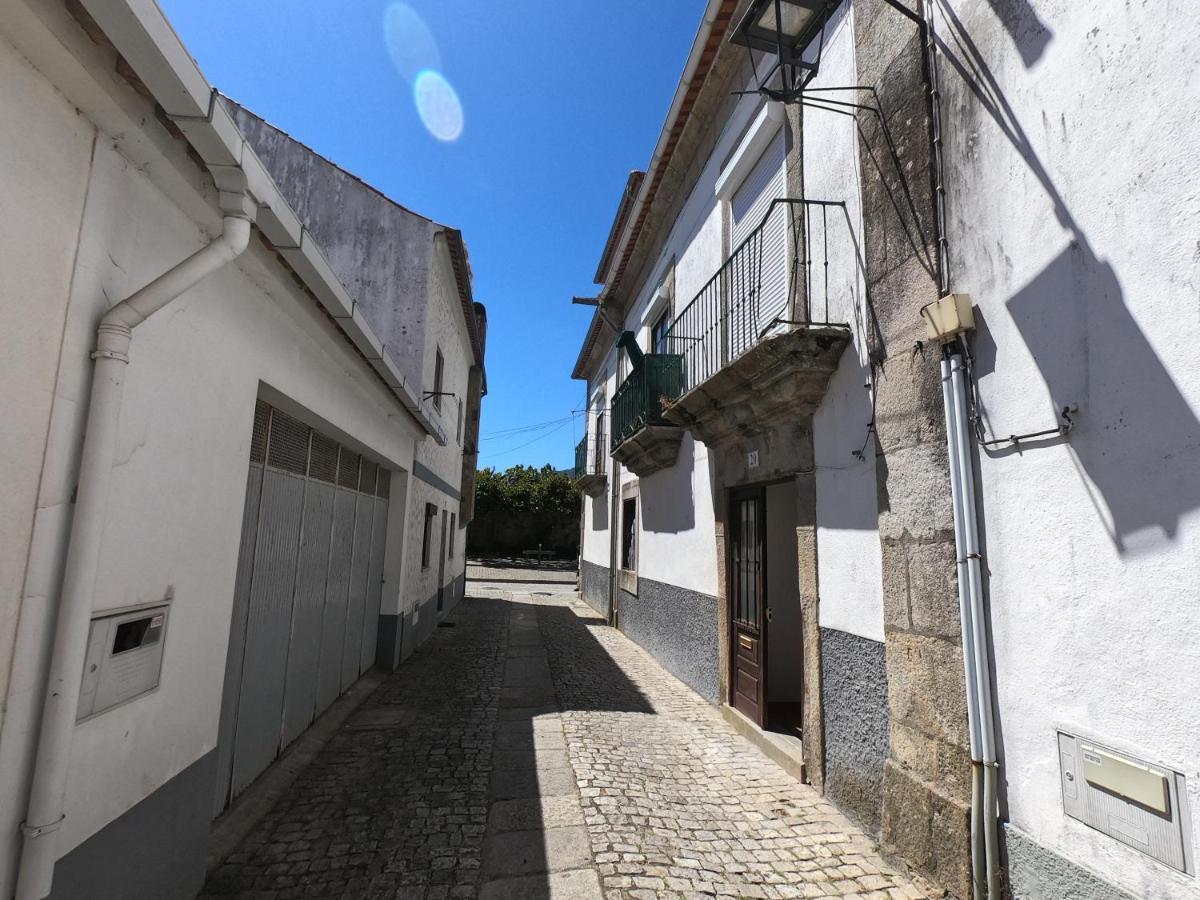 Albergue Santiago De 카민하 외부 사진