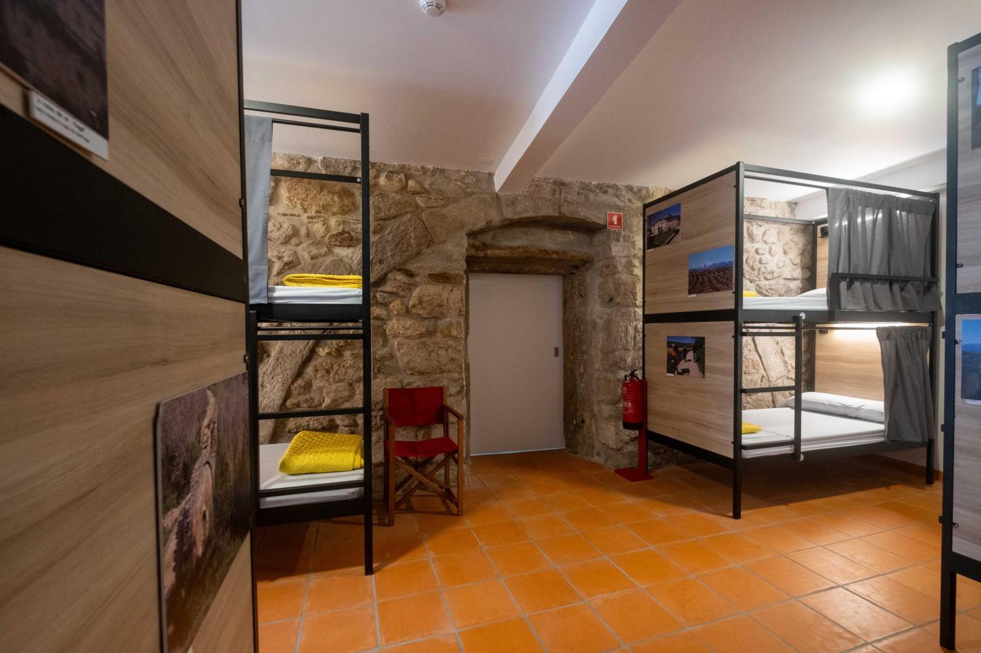 Albergue Santiago De 카민하 외부 사진