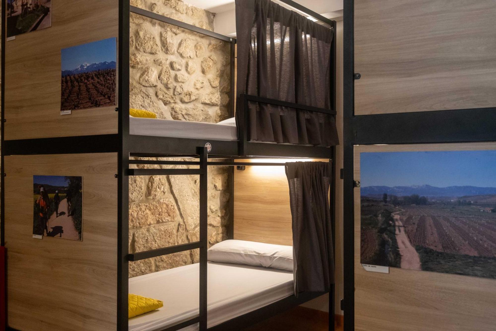 Albergue Santiago De 카민하 외부 사진