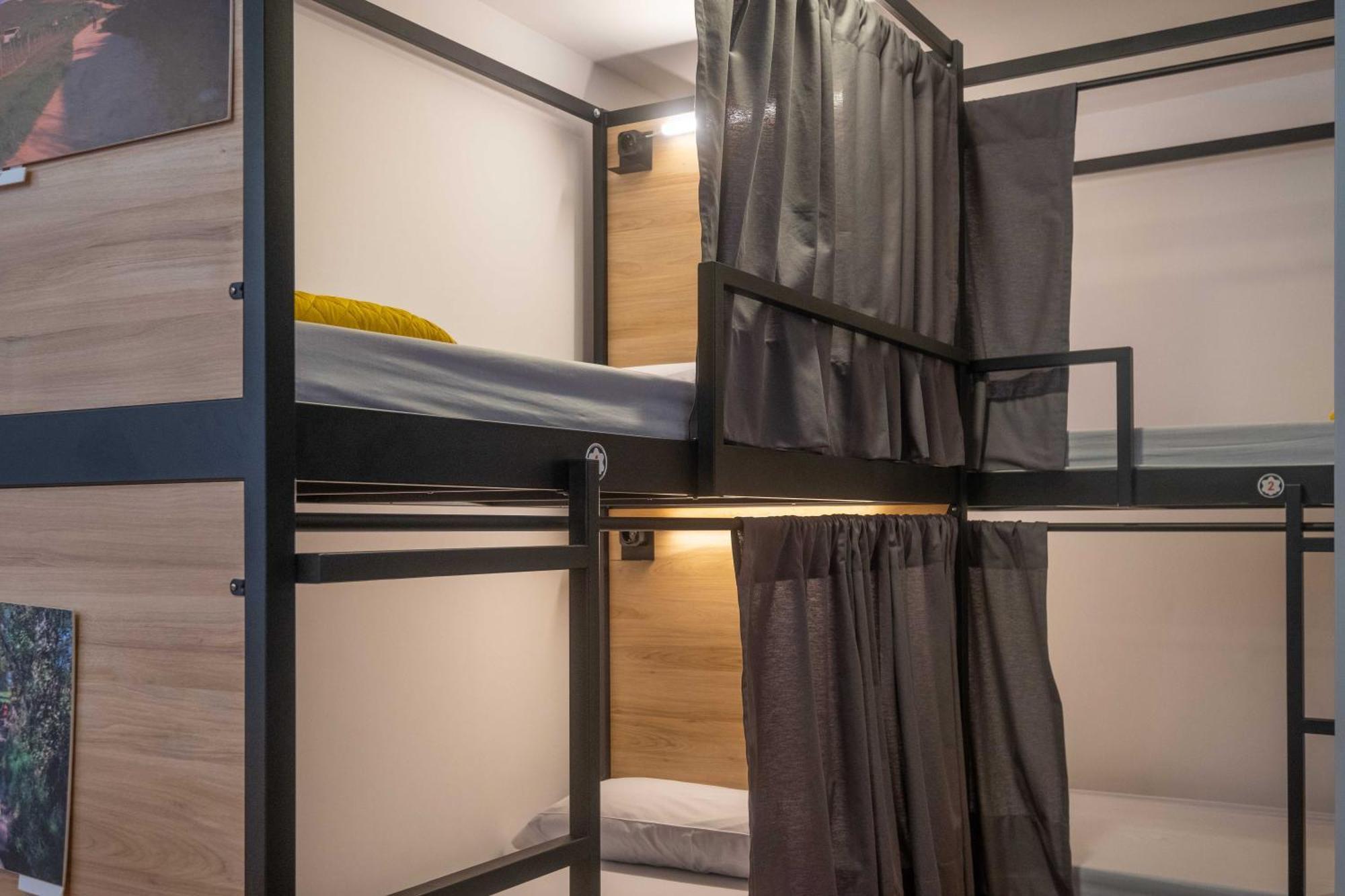 Albergue Santiago De 카민하 외부 사진