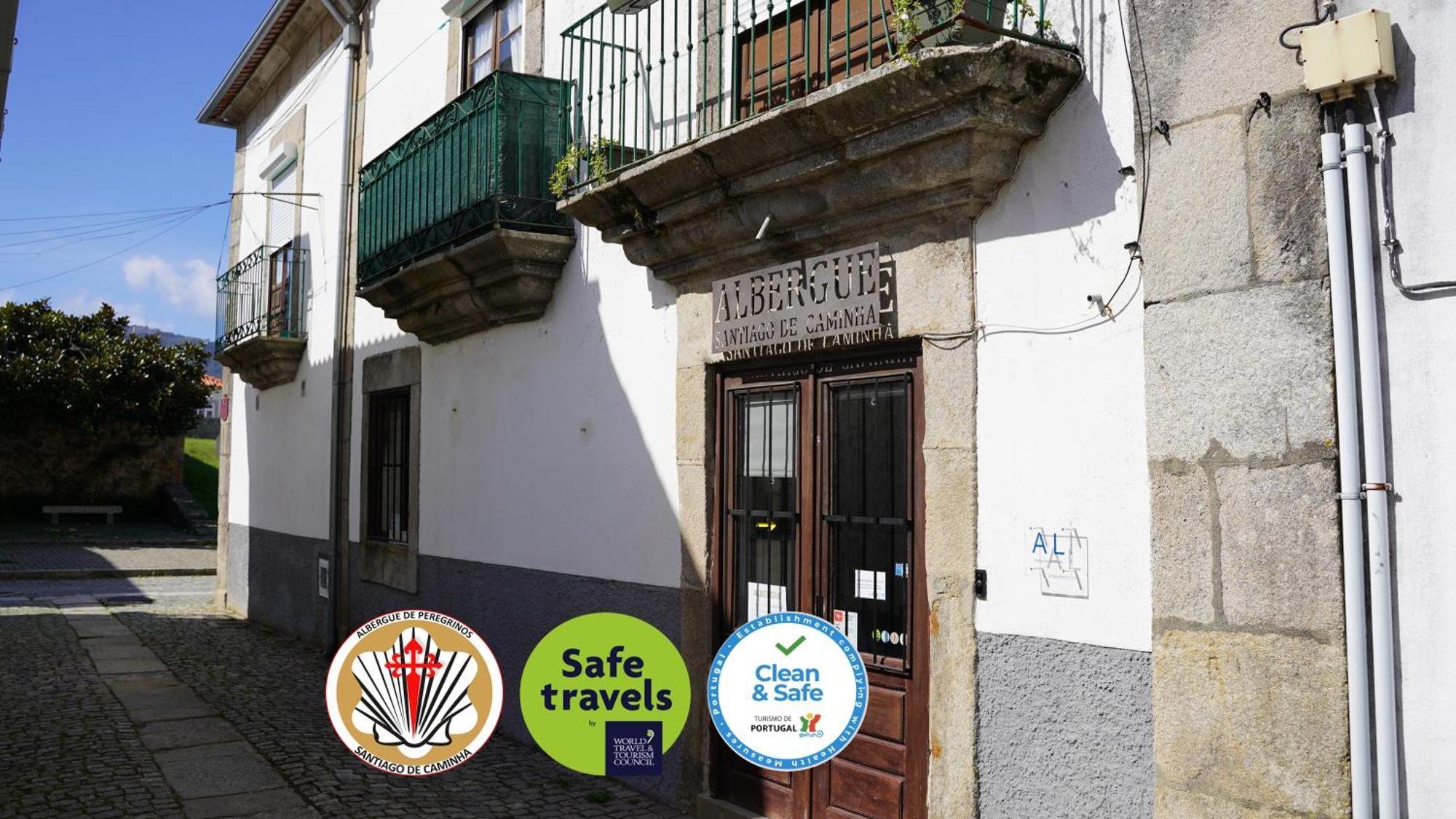 Albergue Santiago De 카민하 외부 사진